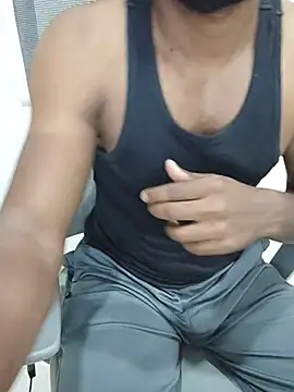 Snapshot of hot_boy_dic chatting on 03/09/26, 02:10 hot boy dic online show from 03/09/26, 02:10