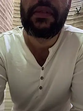 Snapshot of skyisthelimit12 chatting on 01/13/25, 03:23 skyisthelimit12 online show from 01/13/25, 03:23