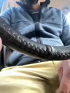 Snapshot of skyisthelimit12 chatting on 01/13/25, 09:52 skyisthelimit12 online show from 01/13/25, 09:52