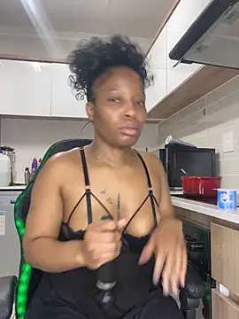 Thando04 online show from 09/11/25, 04:40