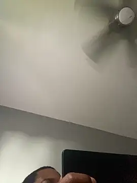 Snapshot of Caliclysm chatting on 09/22/25, 03:47 Caliclysm online show from 09/22/25, 03:47