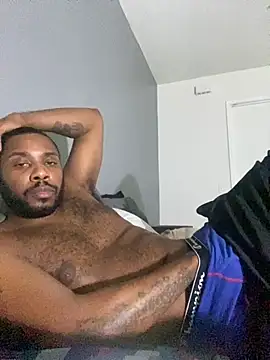 Snapshot of Caliclysm chatting on 09/29/25, 03:39 Caliclysm online show from 09/29/25, 03:39