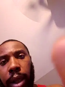 Snapshot of Caliclysm chatting on 11/23/25, 01:44 Caliclysm online show from 11/23/25, 01:44