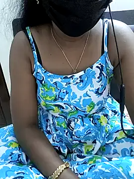Snapshot of Tamil_Vishalini chatting on 01/24/25, 12:31 Tamil Vishalini online show from 01/24/25, 12:31