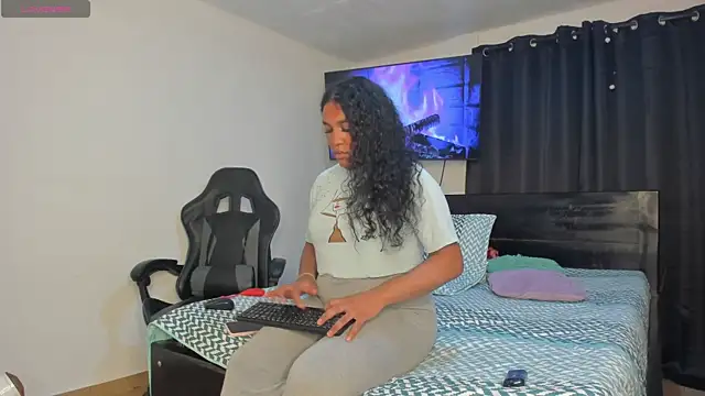 madisonbrunette online show from 10/14/25, 03:51