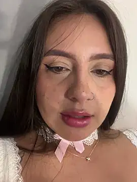 Snapshot of Gretta_Hot chatting on 01/24/25, 04:27 Gretta Hot online show from 01/24/25, 04:27