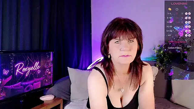 roxyyyrose online show from 06/16/26, 06:54