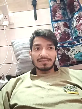 Snapshot of Tarun_0026 chatting on 02/04/26, 02:12 Tarun 0026 online show from 02/04/26, 02:12