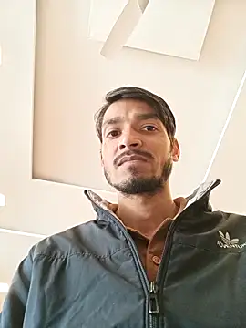 Snapshot of Tarun_0026 chatting on 02/05/26, 09:14 Tarun 0026 online show from 02/05/26, 09:14