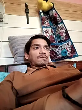 Snapshot of Tarun_0026 chatting on 03/30/26, 06:14 Tarun 0026 online show from 03/30/26, 06:14