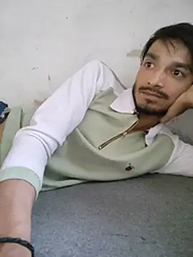 Snapshot of Tarun_0026 chatting on 06/07/26, 09:57 Tarun 0026 online show from 06/07/26, 09:57