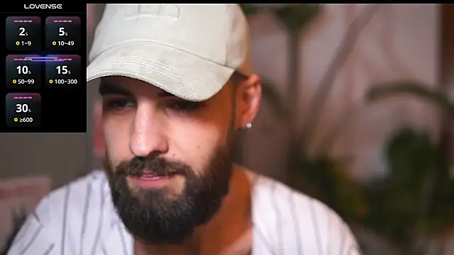 Snapshot of HairyRobxxx chatting on 10/26/25, 04:13 HairyRobxxx online show from 10/26/25, 04:13