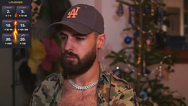 Snapshot of HairyRobxxx chatting on 12/15/25, 04:11 HairyRobxxx online show from 12/15/25, 04:11