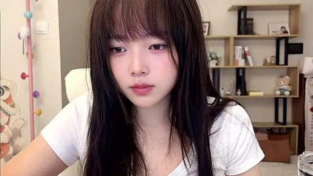 Chenjing0 online show from 10/20/25, 02:56