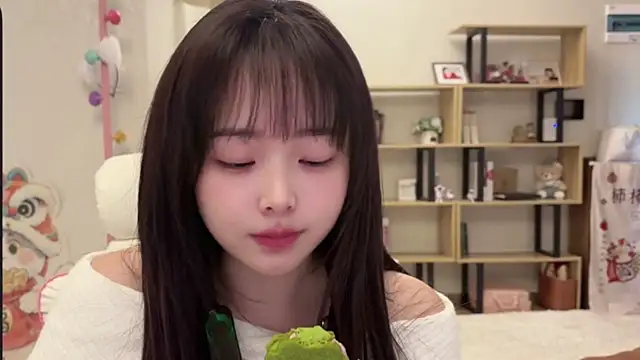 Chenjing0 online show from 01/17/26, 04:28