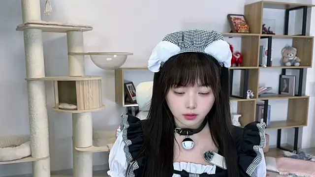 Chenjing0 online show from 04/30/26, 01:17