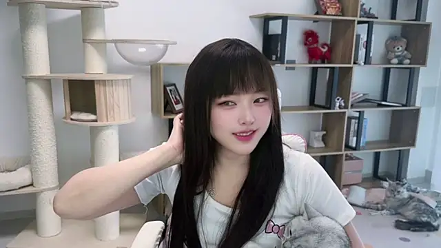Chenjing0 online show from 05/02/26, 05:23
