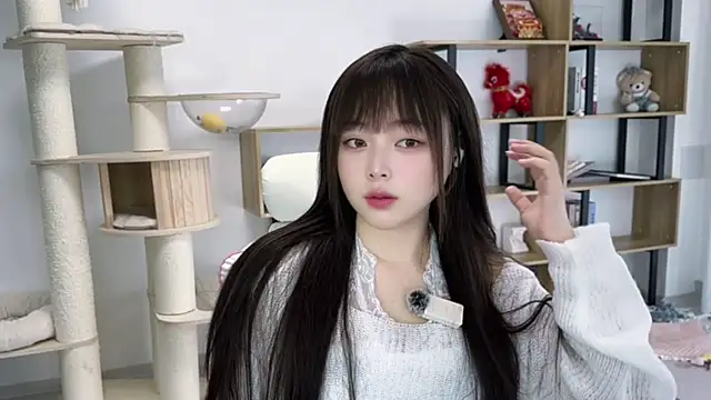 Chenjing0 online show from 05/07/26, 07:36