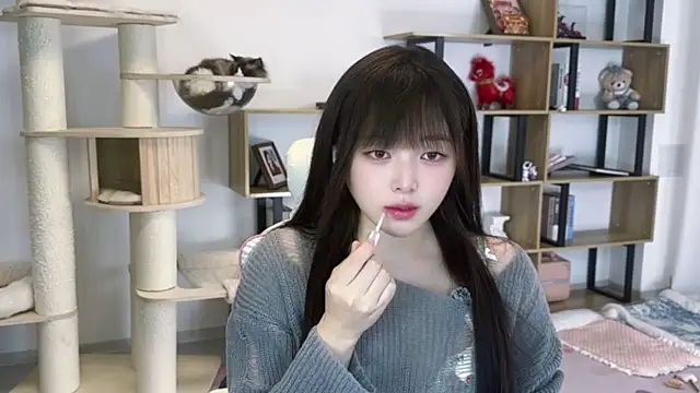 Chenjing0 online show from 05/09/26, 12:10