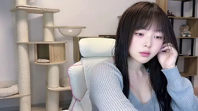 Chenjing0 online show from 05/11/26, 12:11