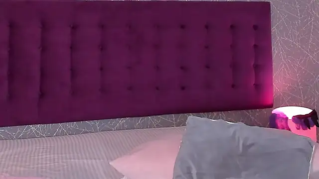 Snapshot of LiaCathaleya chatting on 10/26/25, 08:26 LiaCathaleya online show from 10/26/25, 08:26