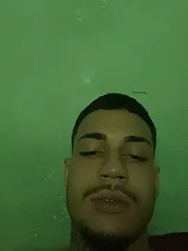 Snapshot of TiagopirocudoMG chatting on 02/19/25, 09:14 TiagopirocudoMG online show from 02/19/25, 09:14