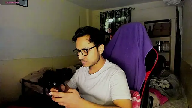 fuckkboy101 online show from 02/09/25, 08:33