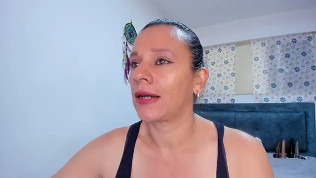 sofi saliva2511 online show from 04/26/26, 04:04