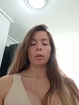 karina warthon online show from 05/13/26, 05:32