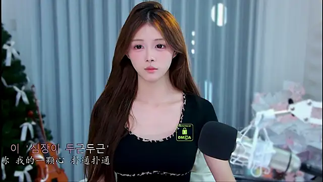 Snapshot of xixibaby- chatting on 07/22/26, 02:42 xixibaby- online show from 07/22/26, 02:42