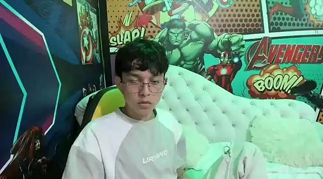 Snapshot of jisuscat chatting on 01/15/25, 10:13 jisuscat online show from 01/15/25, 10:13