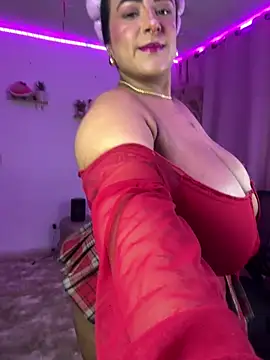 Snapshot of ariadna_cooper chatting on 05/08/26, 03:56 ariadna cooper online show from 05/08/26, 03:56