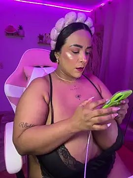 Snapshot of ariadna_cooper chatting on 05/09/26, 04:17 ariadna cooper online show from 05/09/26, 04:17