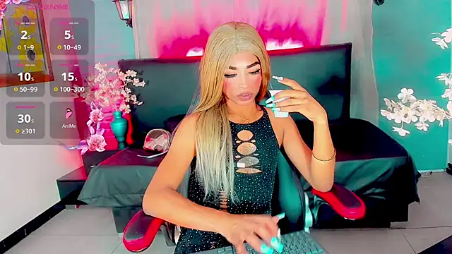 Snapshot of Gisele_fox chatting on 01/28/25, 10:56 Gisele fox online show from 01/28/25, 10:56