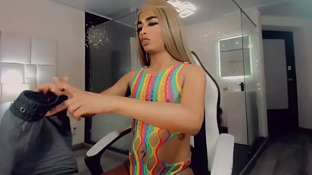 Snapshot of Gisele_fox chatting on 03/06/25, 10:36 Gisele fox online show from 03/06/25, 10:36