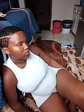 KMbesxxx online show from 12/01/25, 11:59