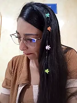 BELLA--26 online show from 02/03/25, 06:07