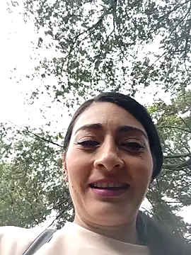 BELLA--26 online show from 02/09/25, 02:50