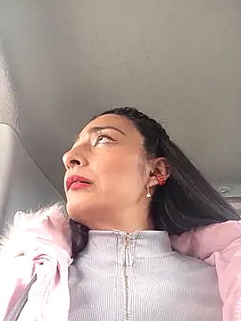 BELLA--26 online show from 03/13/25, 07:17