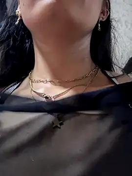 BELLA--26 online show from 09/16/25, 05:58