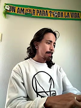 Snapshot of hair_mora chatting on 11/09/25, 07:34 hair mora online show from 11/09/25, 07:34