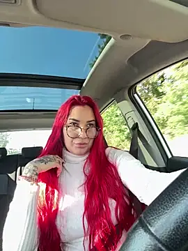 Snapshot of Mia-Fuchs chatting on 10/02/25, 12:56 Mia-Fuchs online show from 10/02/25, 12:56