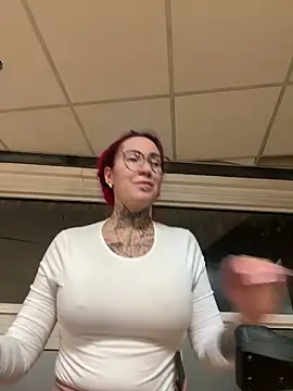 Snapshot of Mia-Fuchs chatting on 03/01/26, 08:00 Mia-Fuchs online show from 03/01/26, 08:00