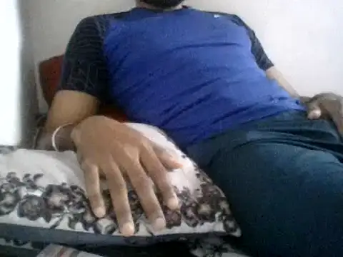 Snapshot of Leefin09 chatting on 01/02/25, 11:20 Leefin09 online show from 01/02/25, 11:20