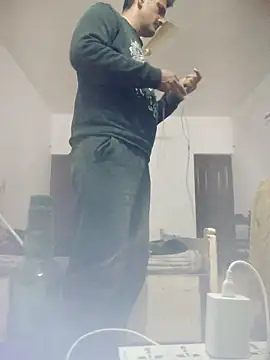 MAGNETICDADDY8 online show from 10/23/25, 09:02