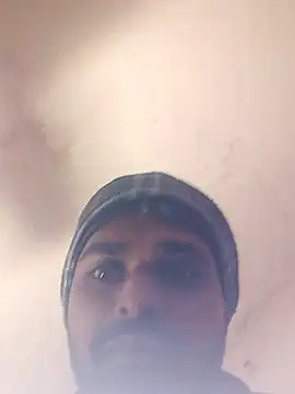 Snapshot of MAGNETICDADDY8 chatting on 01/11/26, 12:15 MAGNETICDADDY8 online show from 01/11/26, 12:15