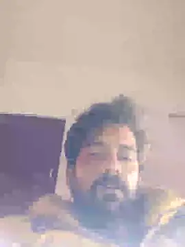 Snapshot of MAGNETICDADDY8 chatting on 01/14/26, 10:43 MAGNETICDADDY8 online show from 01/14/26, 10:43