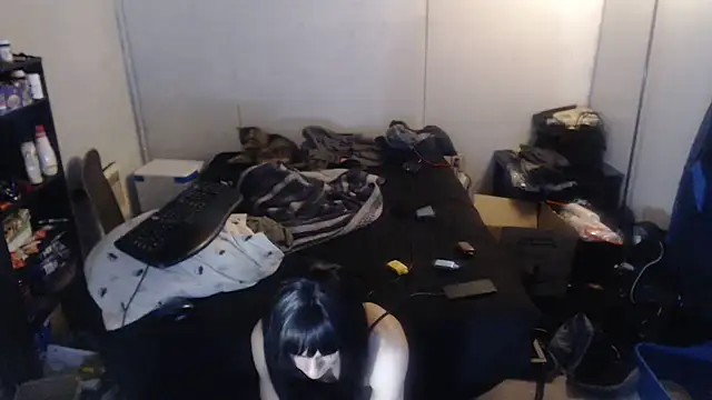 Snapshot of SadCatDaddy chatting on 02/15/25, 08:11 SadCatDaddy online show from 02/15/25, 08:11