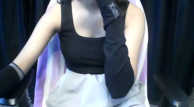 Snapshot of hot-niti chatting on 02/21/25, 10:37 hot-niti online show from 02/21/25, 10:37