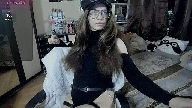 Snapshot of alexiamaleax chatting on 10/11/25, 11:58 alexiamaleax online show from 10/11/25, 11:58